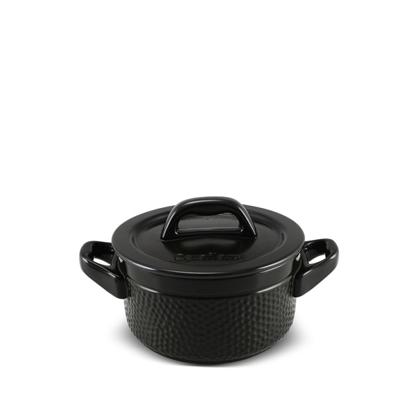 Caçarola Martelada 14cm 900ml - Preta Elas São Ideais Para O Preparo Individual De Refeições. Evita Desperdícios E Garante À Refeição Um Visual Único E Moderno. Além disso as panelas