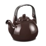 fazem com que seja possível ferver o líquido e levá-lo diretamente à mesa. Sua capacidade é de 1700ml.